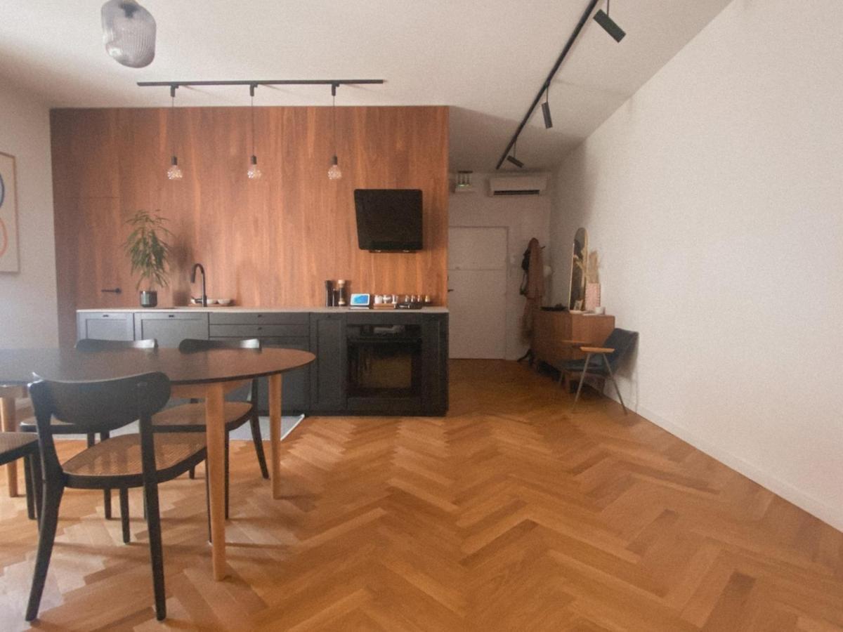 Charming & Quiet Retreat In The Heart Of