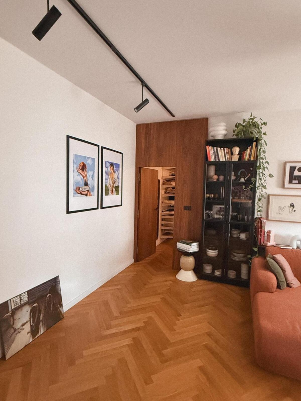 Charming & Quiet Retreat In The Heart Of
